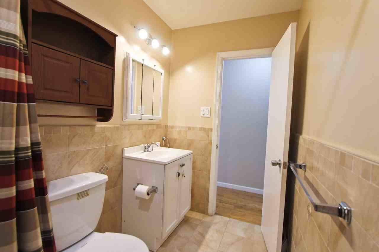 617 Renz St - Photo 6 of 28