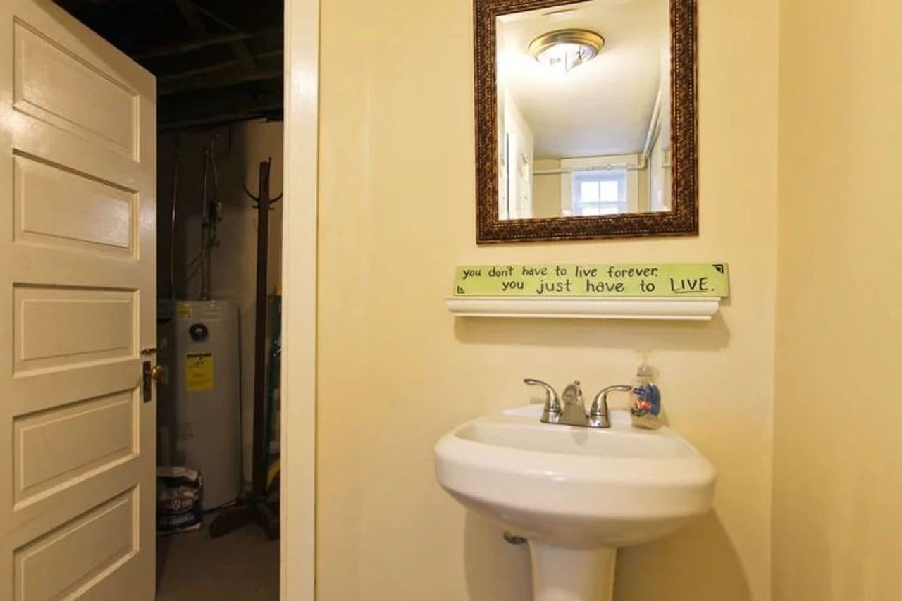 254 E Meehan Ave - Photo 5 of 21