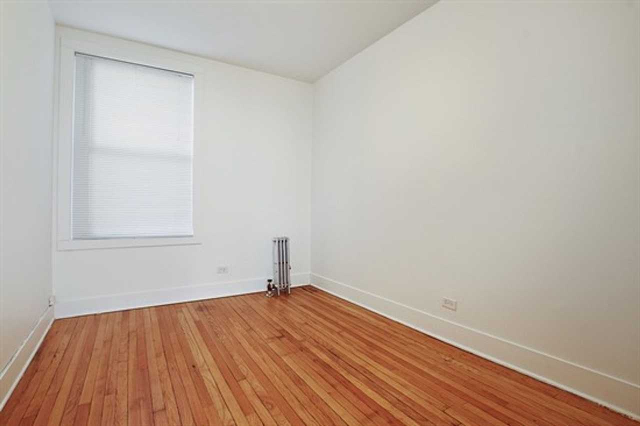 7057 S Princeton Ave Chicago, IL 60621 - Photo 4 of 14