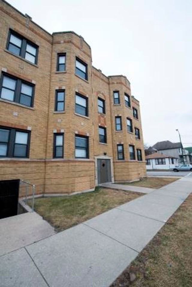 7057 S Princeton Ave Chicago, IL 60621 - Photo 7 of 14
