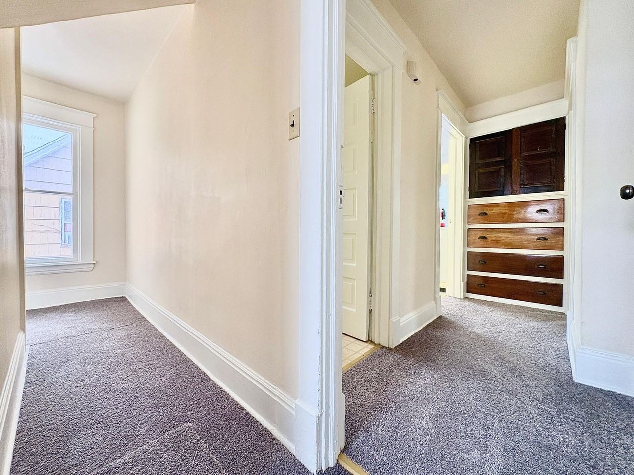 1425 Miami St - Photo 3 of 11