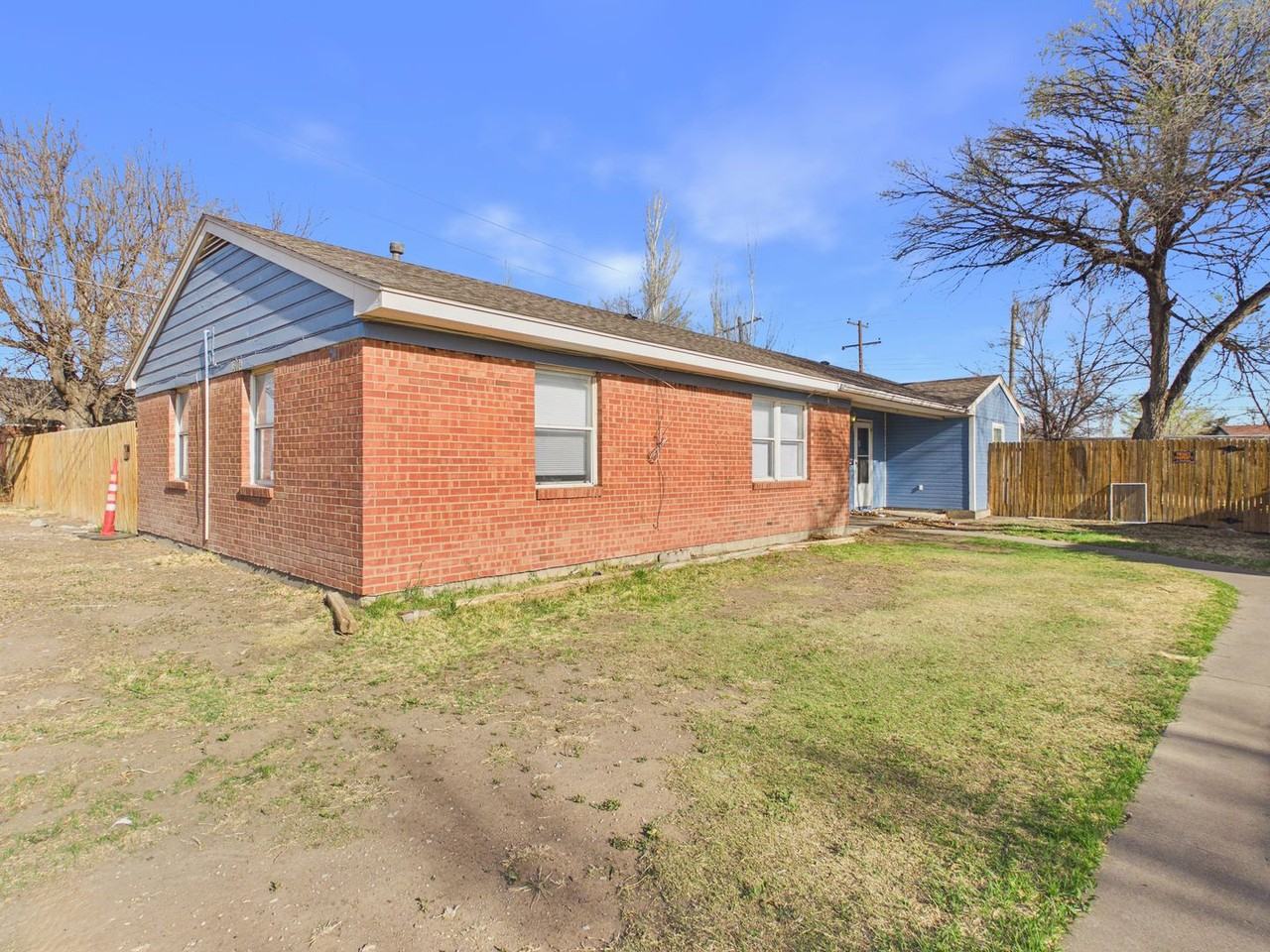 3004 Westhaven Dr - Photo 2 of 21