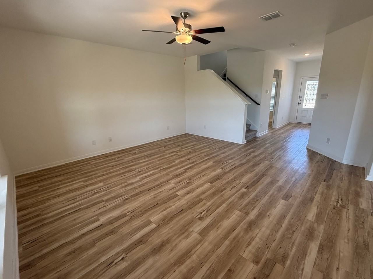 11978 Luckey Villa - Photo 7 of 36