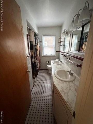 2930 Birchwood St - Photo 7 of 12