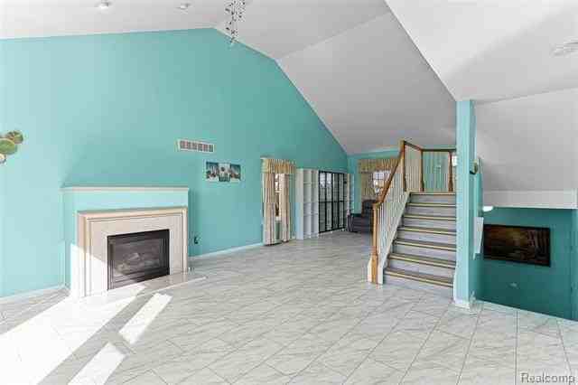 30575 Hogan Ln - Photo 6 of 42