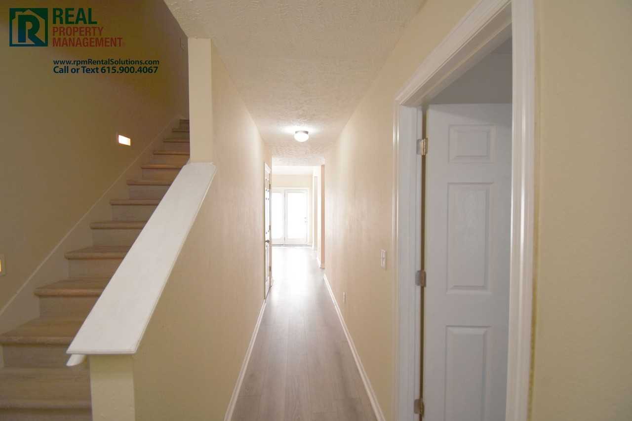 2418 Quest Ave - Photo 3 of 25