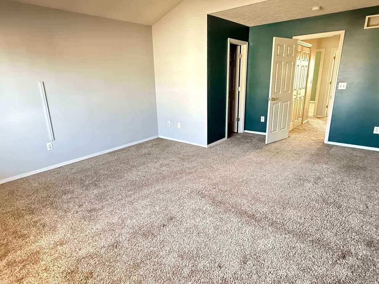 1223 Butler Ave - Photo 3 of 15