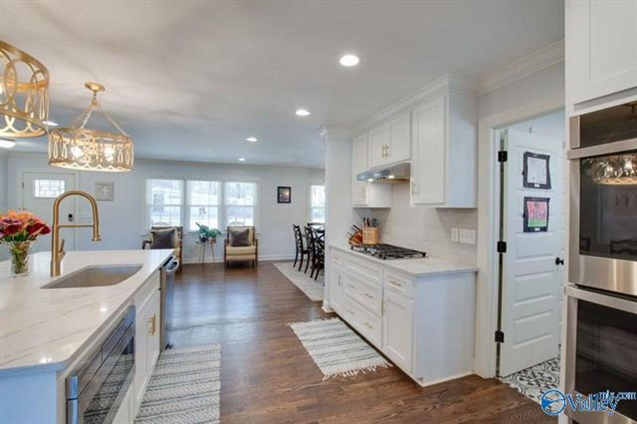 8129 Hickory Hill Ln Se - Photo 7 of 22