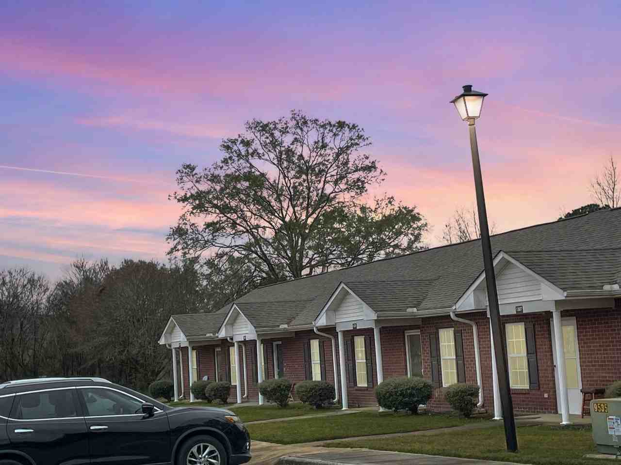 312 7th Ct N - Photo 2 of 16