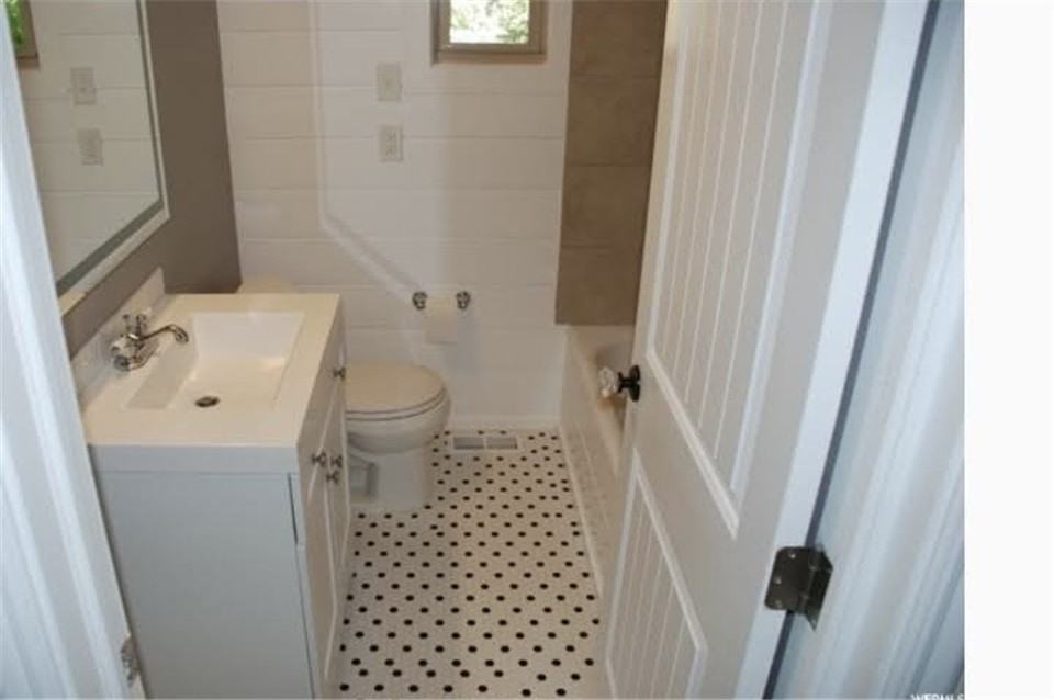 679 Patterson St - Photo 3 of 9