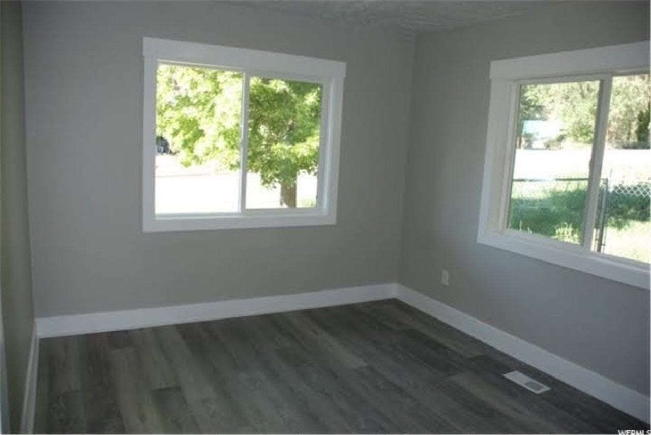 679 Patterson St - Photo 7 of 9