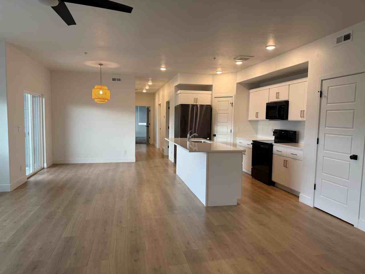 392 Sw - Photo 7 of 10