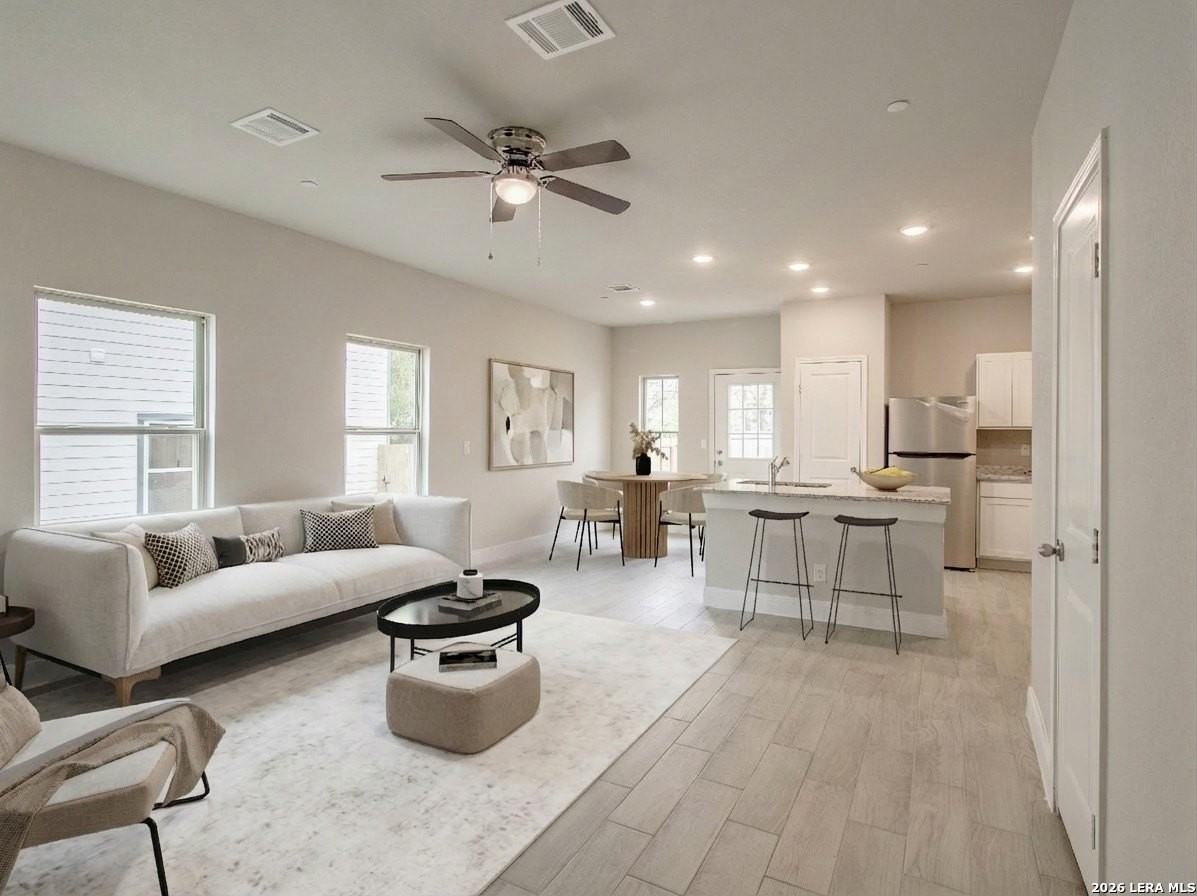 7503 Savannah Brks - Photo 3 of 24