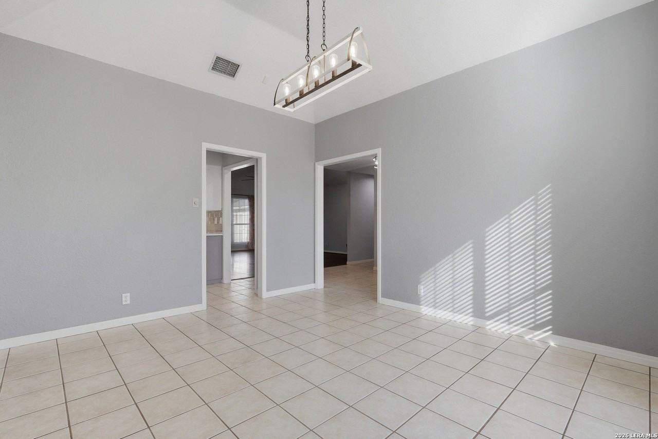 1174 Vista Bonita - Photo 5 of 28