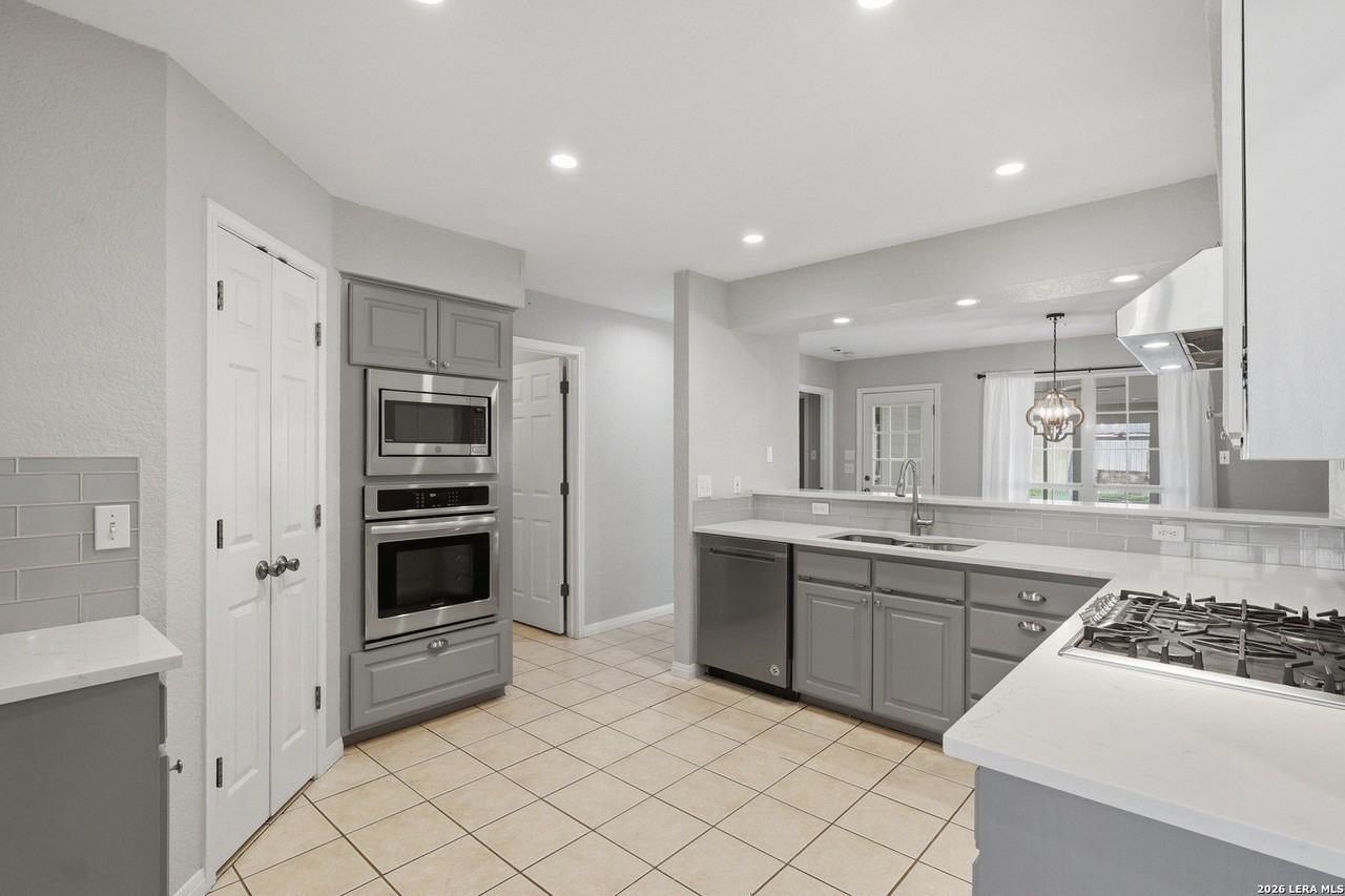 1174 Vista Bonita - Photo 6 of 28