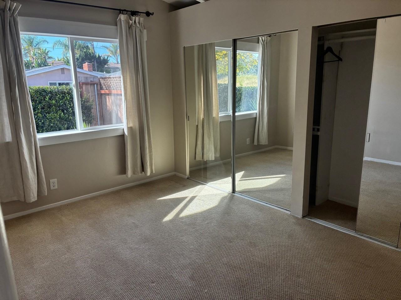 4118 San Martin Way Unit B - Photo 3 of 12