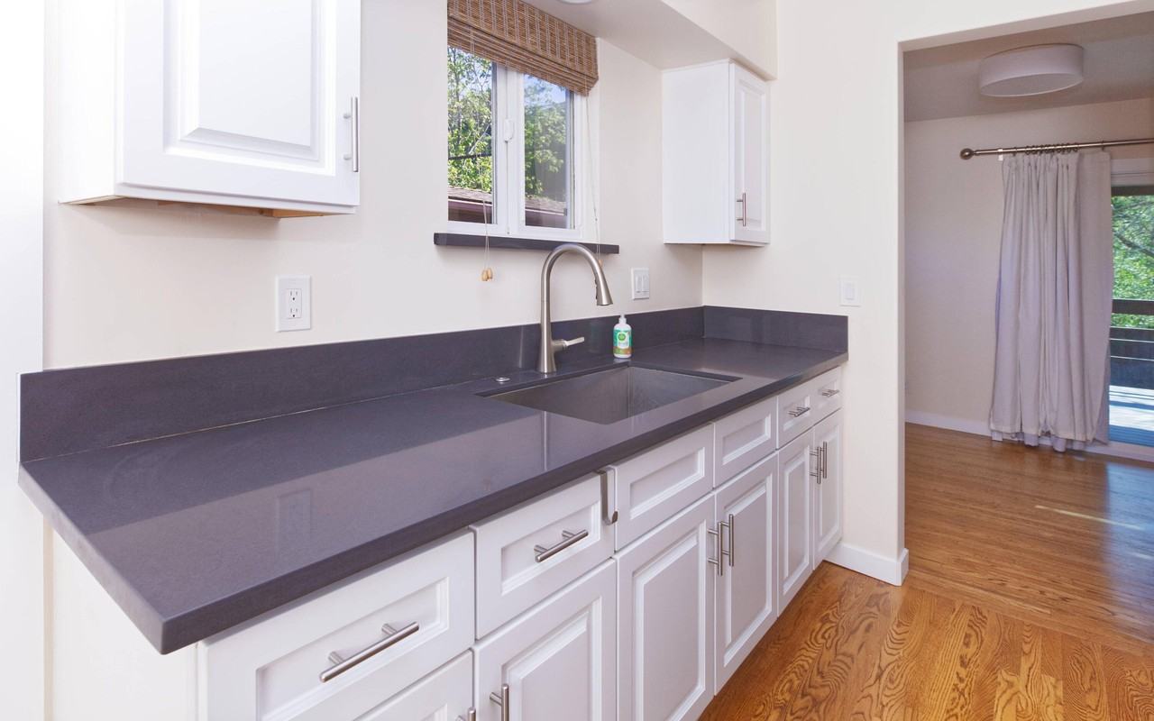 458 Alan Rd - Photo 3 of 12