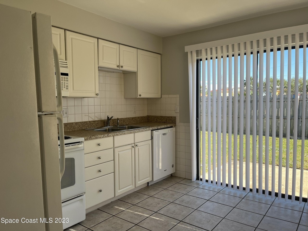 253 Canaveral Beach Blvd - Photo 3 of 9