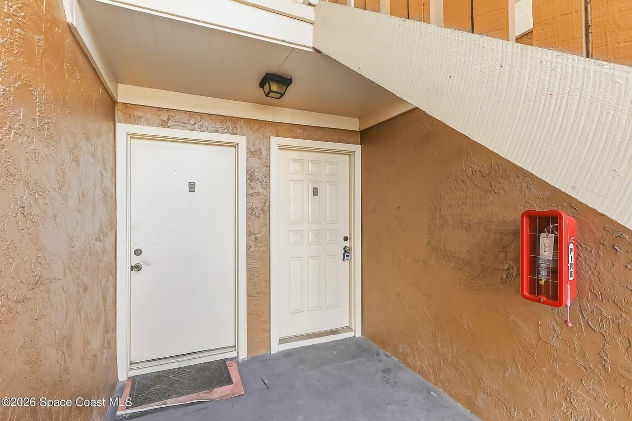 125 Bristol Ln Unit 125 - Photo 4 of 33