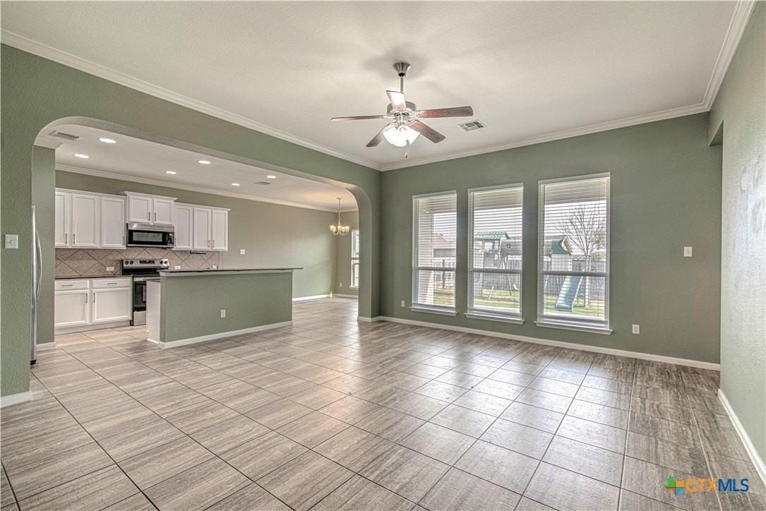 808 Wyndham Hill Pkwy - Photo 4 of 20