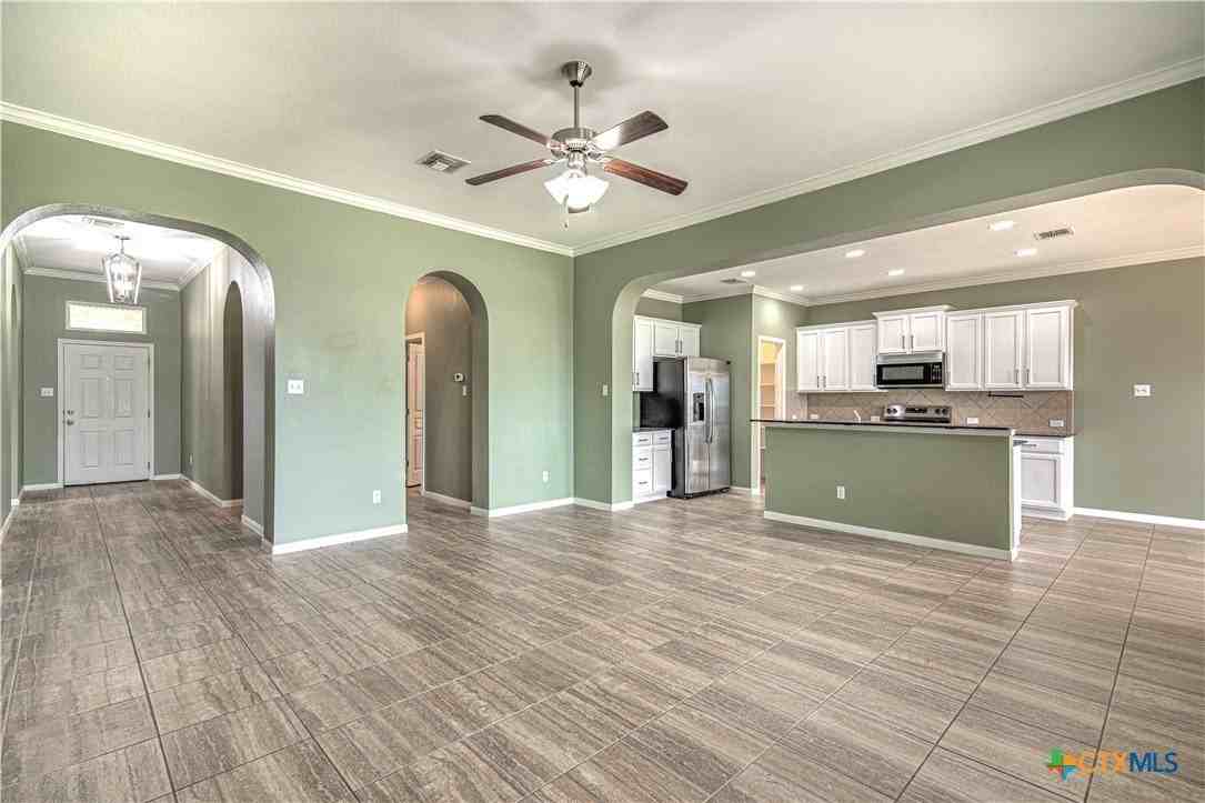 808 Wyndham Hill Pkwy - Photo 5 of 20