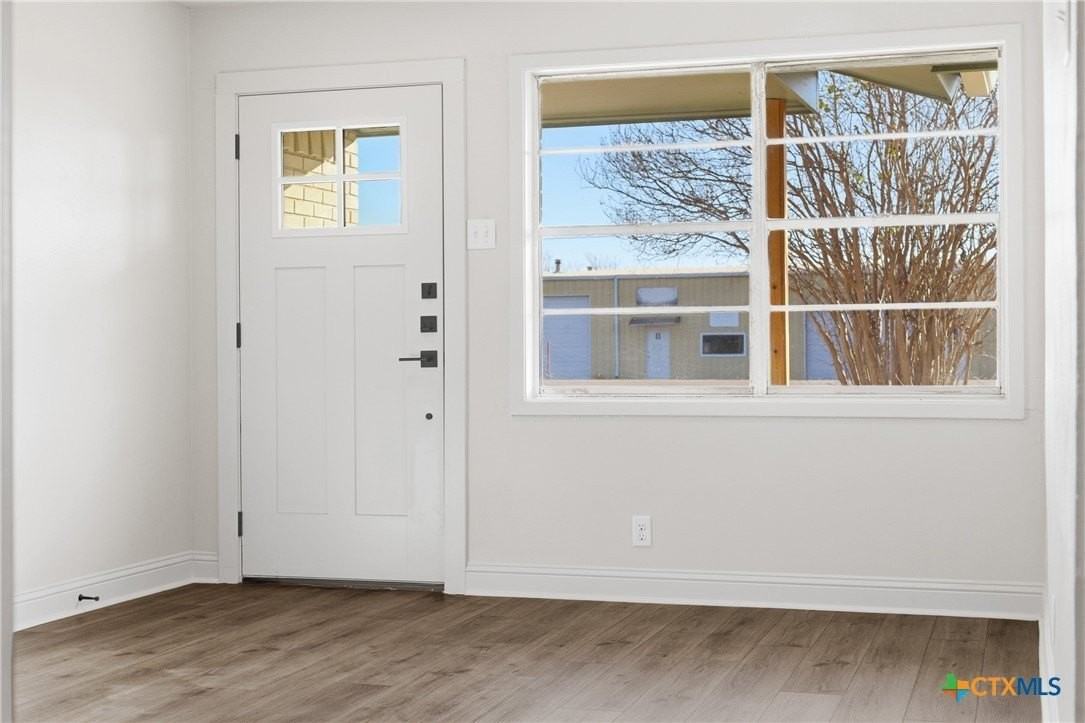 410 N Highway 95 - Photo 6 of 44