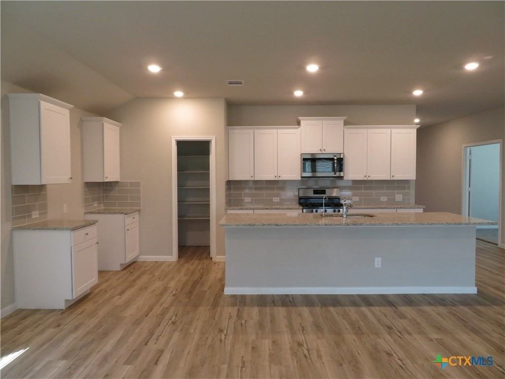 554 Blue Stem Rd - Photo 5 of 23