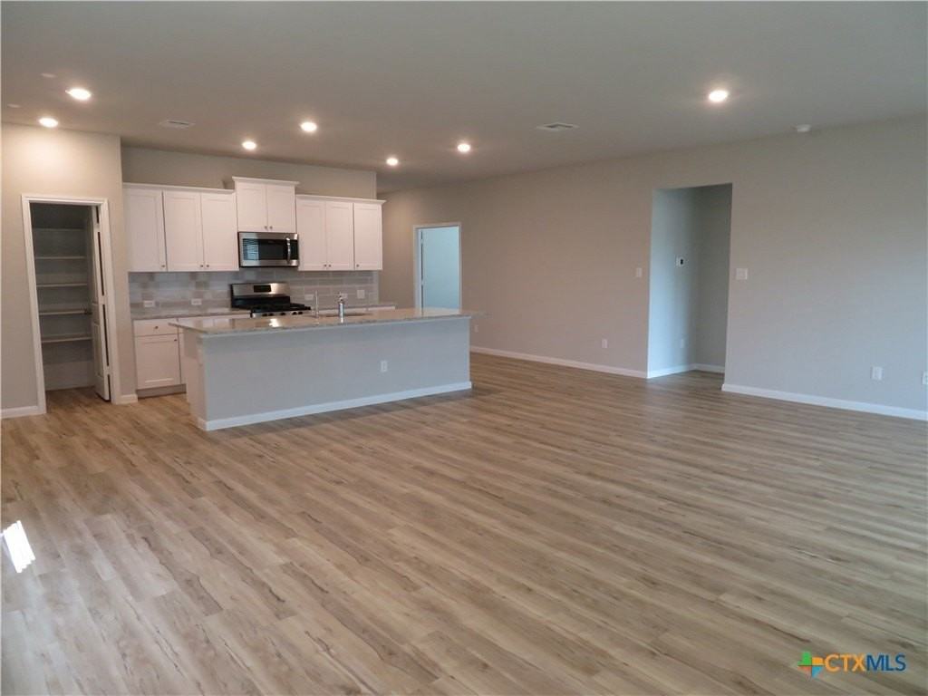 554 Blue Stem Rd - Photo 6 of 23