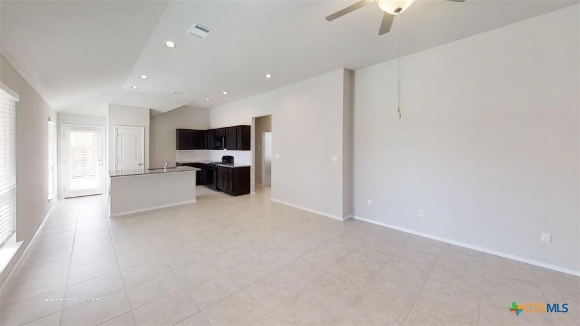 185 Heather Glen Way - Photo 4 of 20