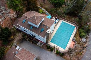 featured image of 5075 Old Post Rd