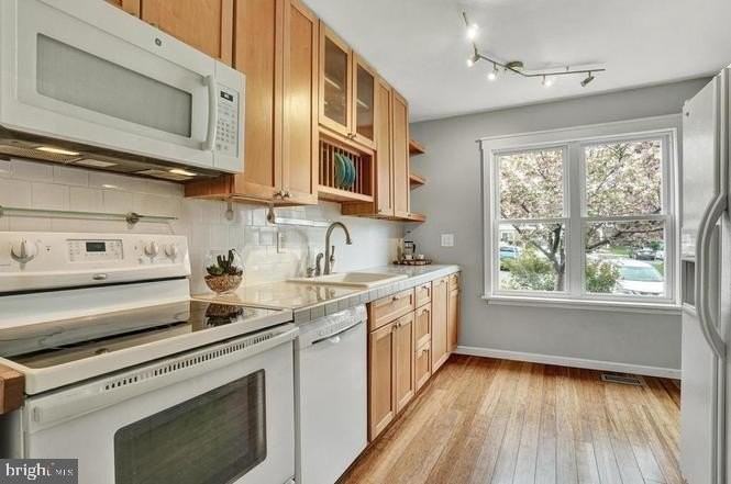 94 Blueridge Ct - Photo 5 of 32