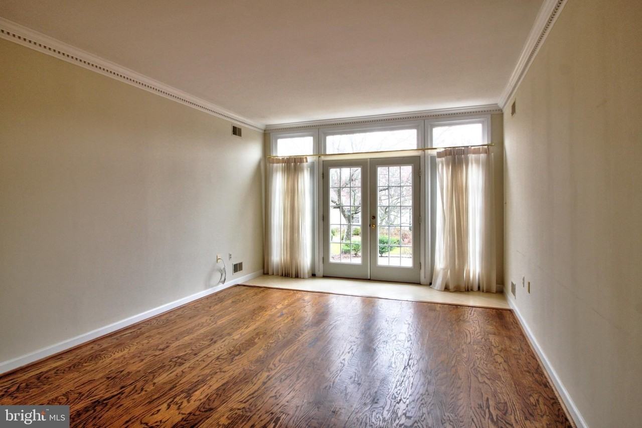 2493 5 Shillings Rd - Photo 6 of 18