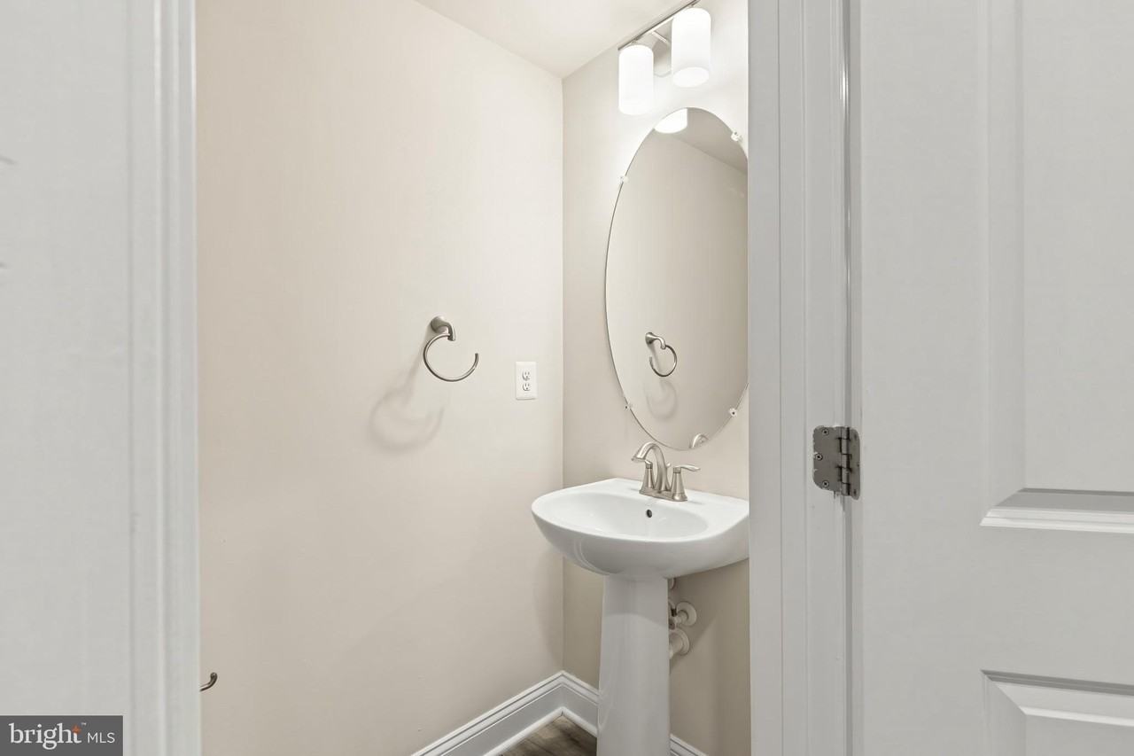 7328 Harlow Way Unit B - Photo 7 of 25