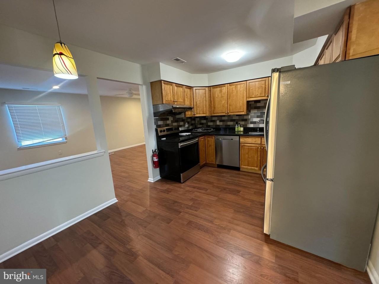 45 Windsor Mews - Photo 5 of 21