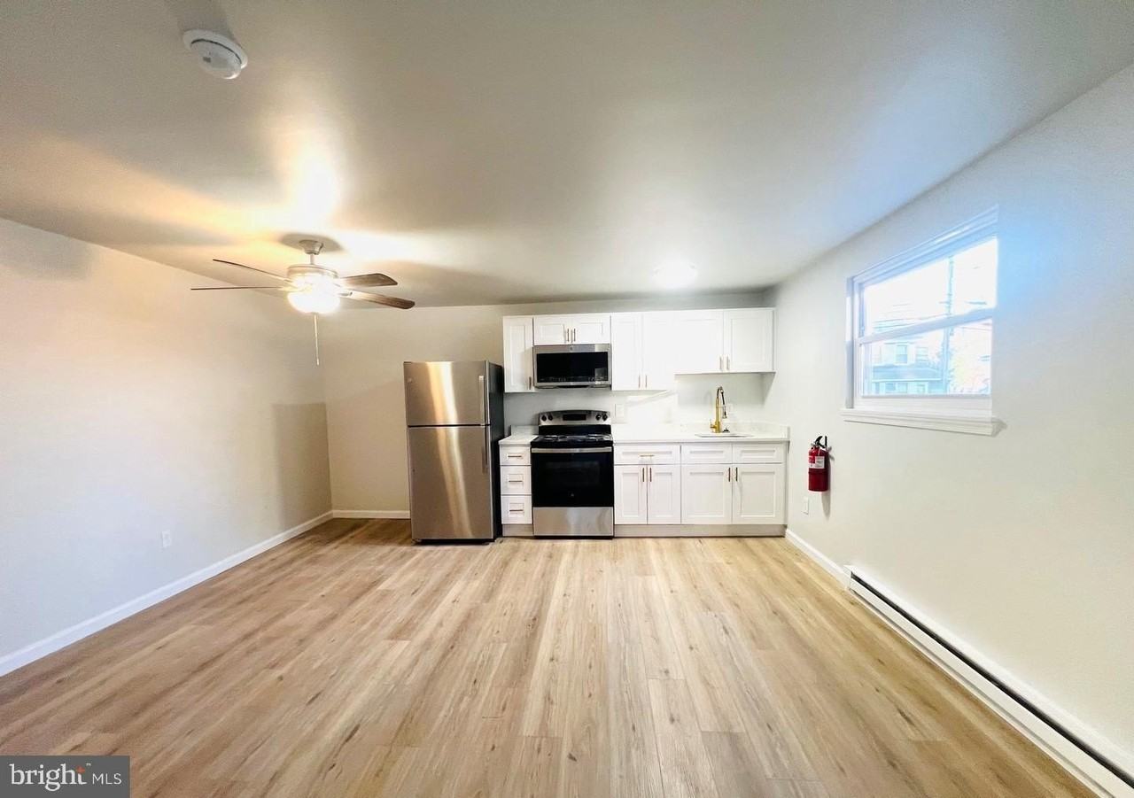 401 Blue Bell Rd #B - Photo 4 of 11