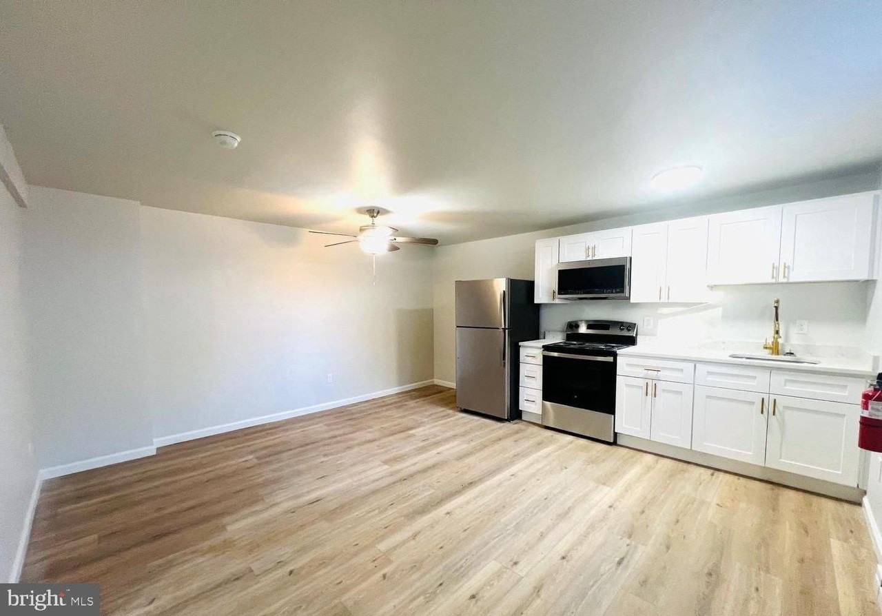 401 Blue Bell Rd #B - Photo 5 of 11