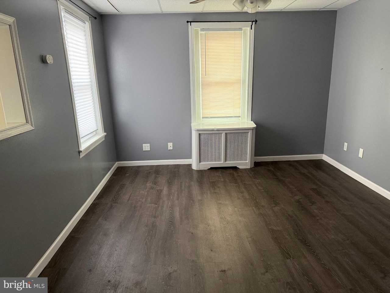 126 E Berkley Ave 2nd Fl - Photo 3 of 20