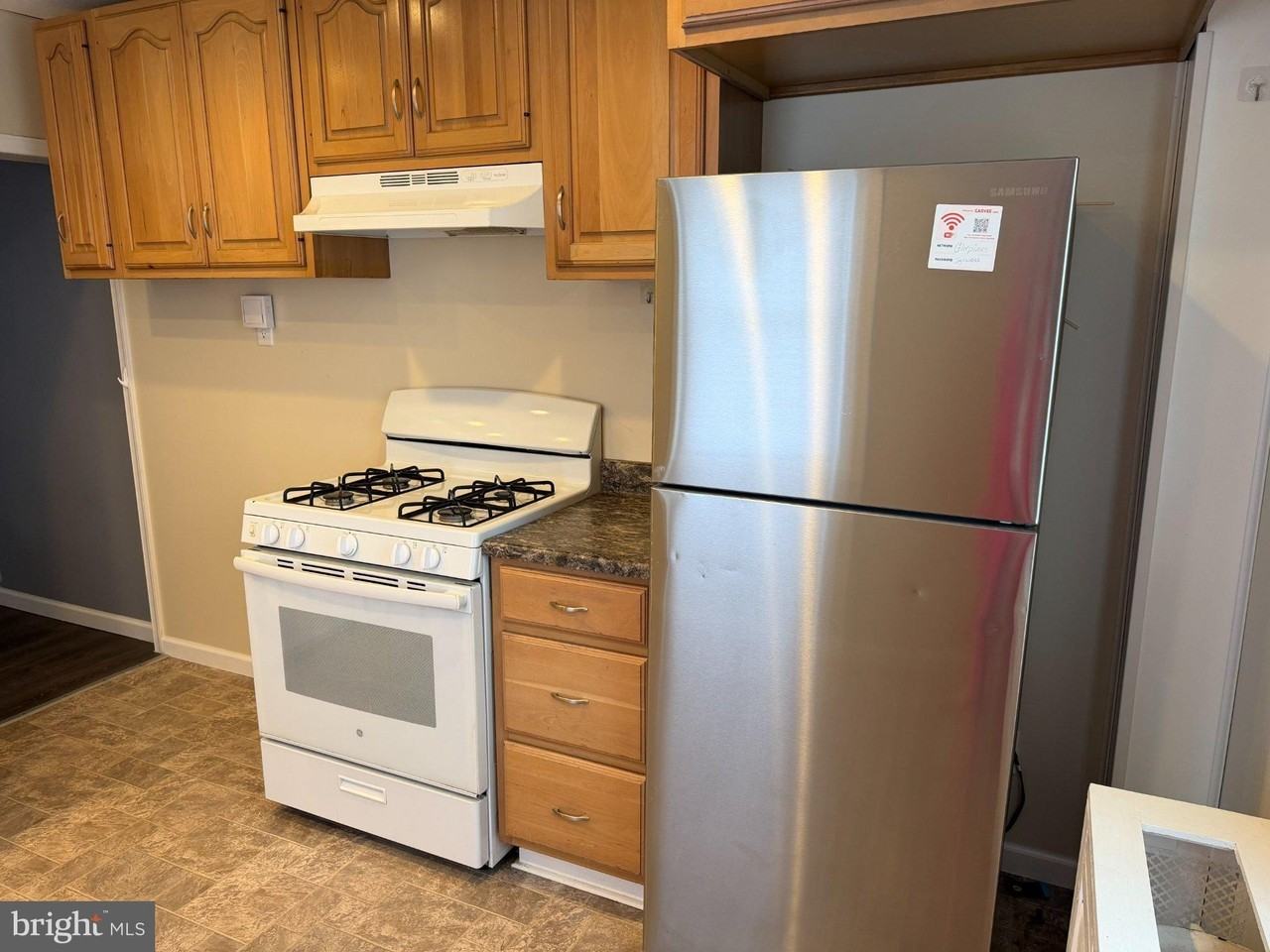 126 E Berkley Ave 2nd Fl - Photo 7 of 20