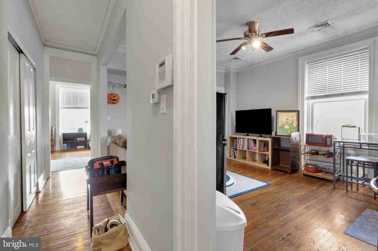 3017 W Girard Ave Apt 3f - Photo 6 of 19