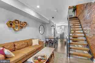 2531 Collins St - Photo 1 of 1