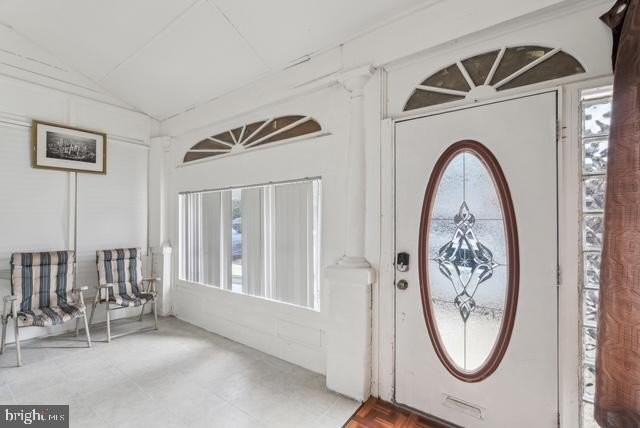 1238 S 46th St - Photo 3 of 43