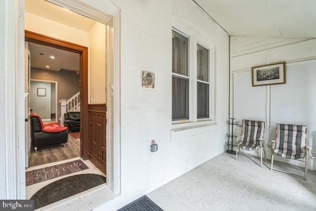 1238 S 46th St - Photo 4 of 43