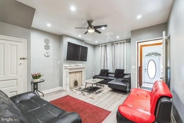 1238 S 46th St - Photo 6 of 43