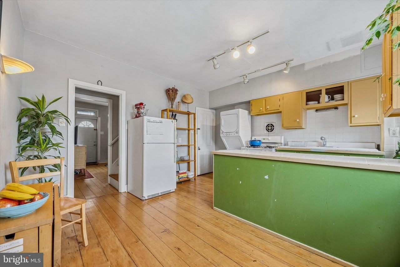 4306 Terrace St - Photo 4 of 14