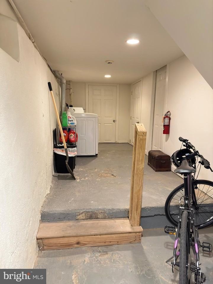 2528 Poplar St Apt 3 - Photo 6 of 32