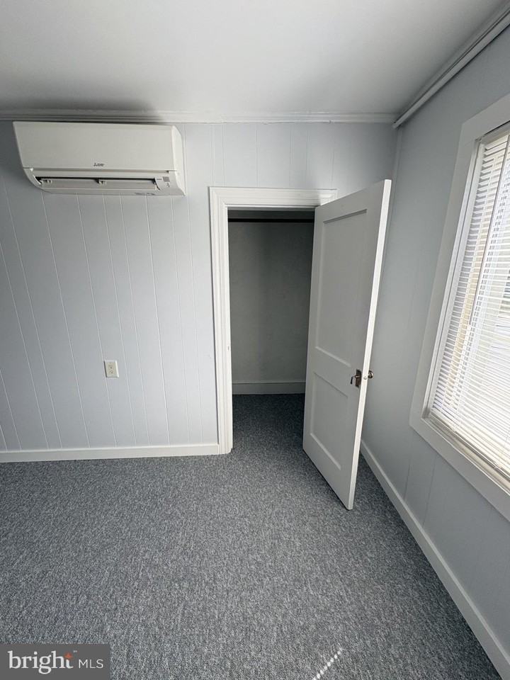 9243 Kings Hwy - Photo 7 of 25