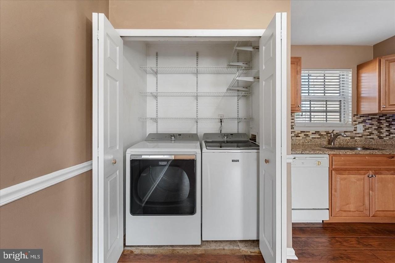 14367 Springbrook Ct - Photo 7 of 24