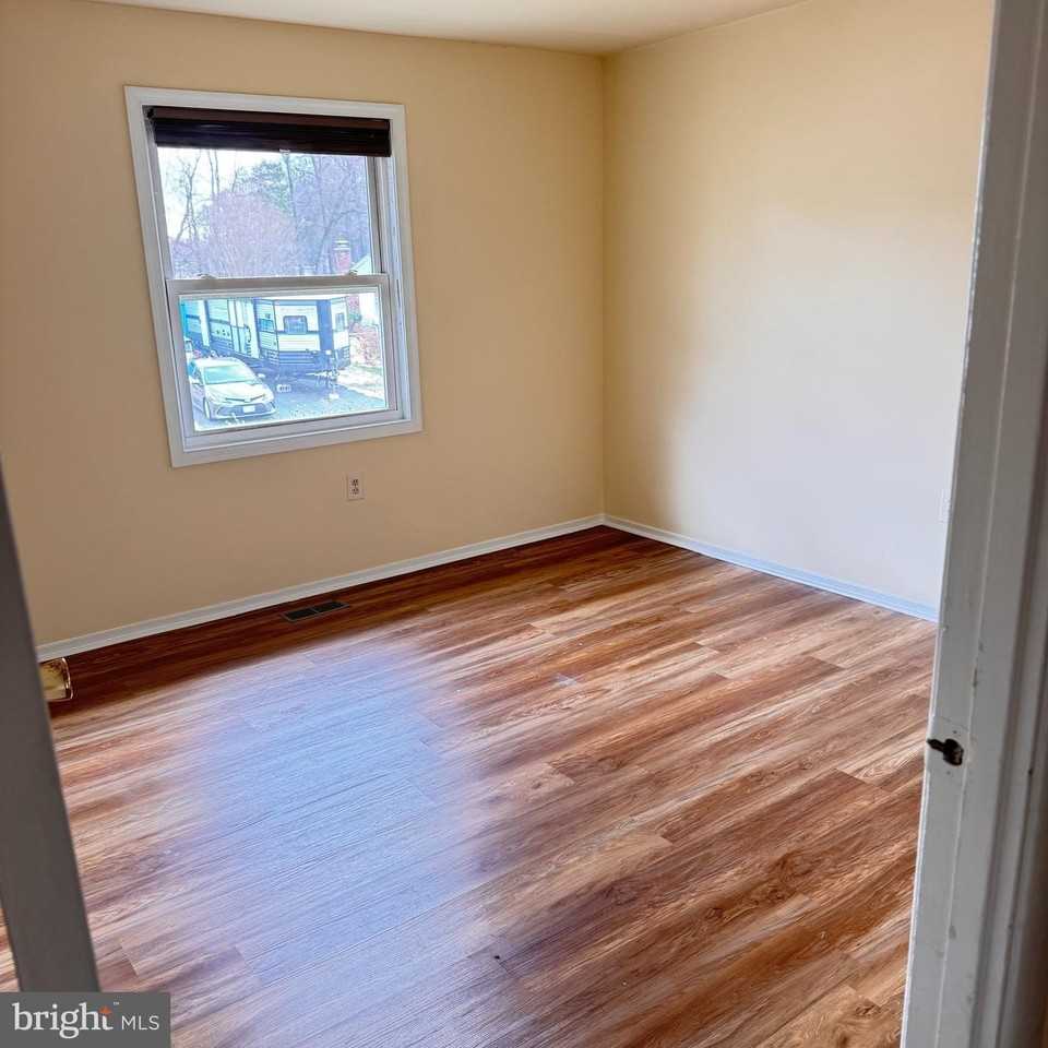 820 Barkley Dr - Photo 6 of 19