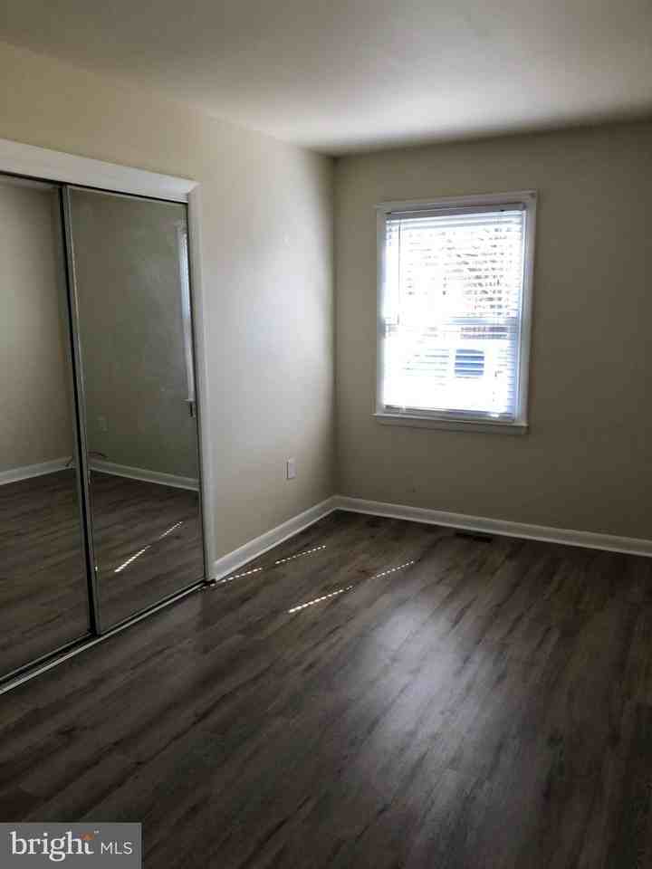 104 Lark Ln - Photo 7 of 32