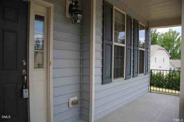 549 Mesquite Ridge Pl - Photo 2 of 34